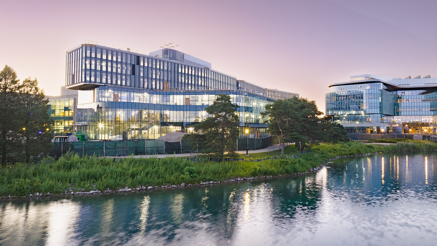Kellogg Global Hub under construction